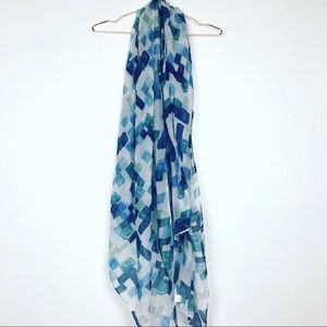 NWOT Lovely big scarf blue fall shades